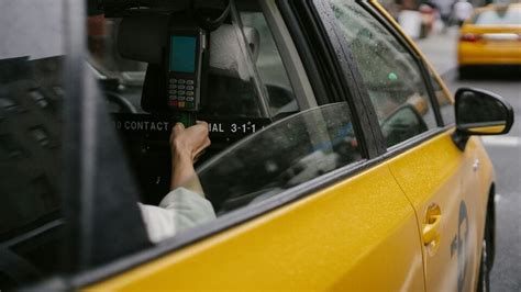 Maximizing Cashback Rewards: A 5-Step Guide To Linking Credit Cards Like A Pro