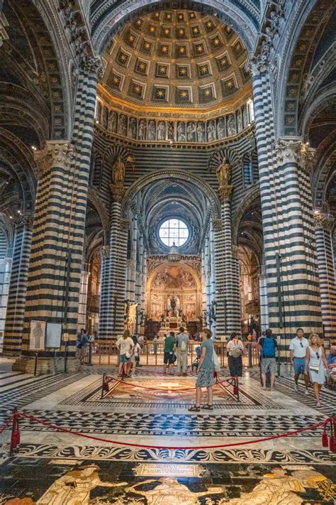 Siena Travel Guide Things To Do Tips The Discoveries Of