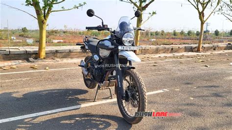 Royal Enfield Himalayan Gets Tubeless Tyres New Wire Spoke Wheels