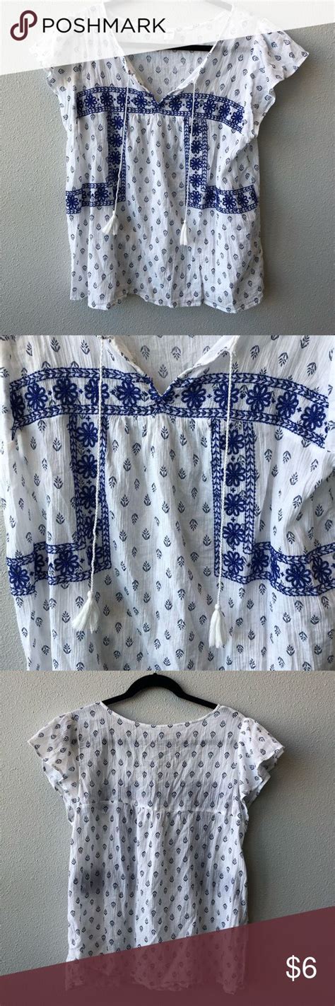 Old Navy White Embroidered Top White And Blue Embroidered Top With