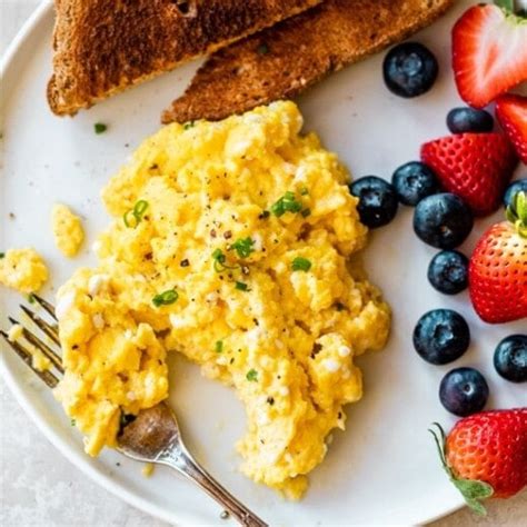 High Protein Scrambled Eggs With Cottage Cheese Skinnytaste