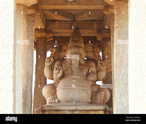 Hampi city of ruins Stock Photo - Alamy