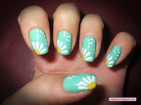 Manicure with flowers ~ Modele unghii
