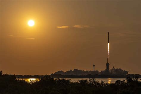 Foguete Da Spacex Lan A Dois Sat Lites Da For A A Rea Brasileira