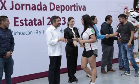 Lista delegación del Cecytem para competir en el nacional deportivo