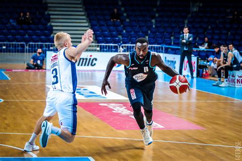 King Szczecin Polski Cukier Toruń zdjęcia z meczu Energa Basket Ligi