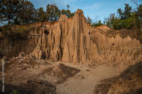 Sao Din Na Noi The Sao Din Site Displays An Intriguing And Picturesque