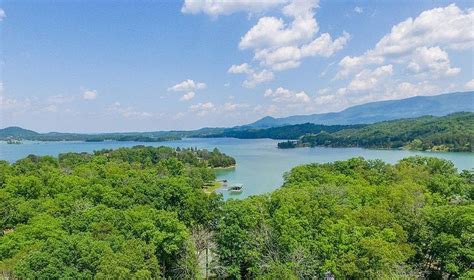 1218 Fisherman Way, Sevierville, TN 37876 | Trulia