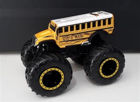 Hot Wheels Monster Jam Truck Too S Cool Monstertruck Cm Schaal