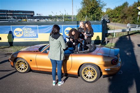 Mazda bate un nuevo Récord Guinness con una concentración mundial de MX