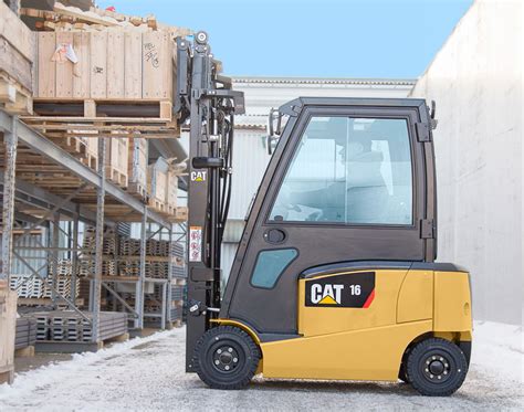 Cat Electric Forklift Trucks Cat Electric Lift Trucks Uk Impact Handling