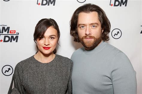 'Outlander' Stars Sophie Skelton and Richard Rankin Disagree About ...