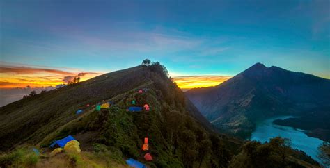 Mendaki Gunung Rinjani Paket Hari Malam Pendakian Dari Senaru