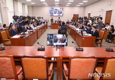 조국 청문회 증인 두고 여야 설전 네이트 뉴스