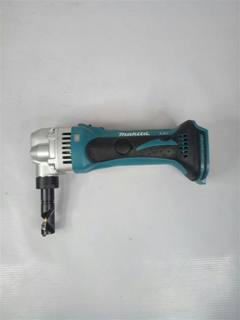 MAKITA DJN161Z Cordless Nibbler 18V LXT® Li-Ion [Bare Tool] (16 Ga) Ma ...