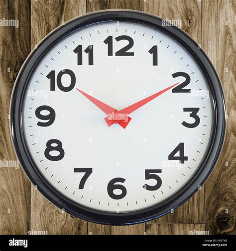 analogue clock  res stock photography  images alamy