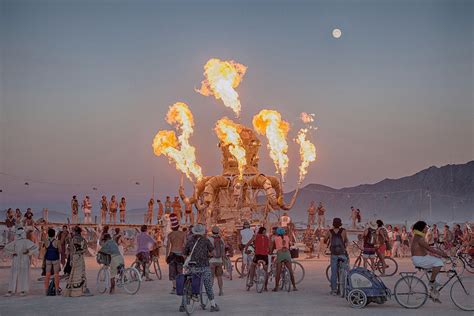 Burning Man La Historia De Cómo Este Festival Se Convirtió En Destino