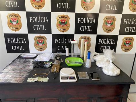 Suspeito de traficar drogas via delivery é preso em flagrante em Santos