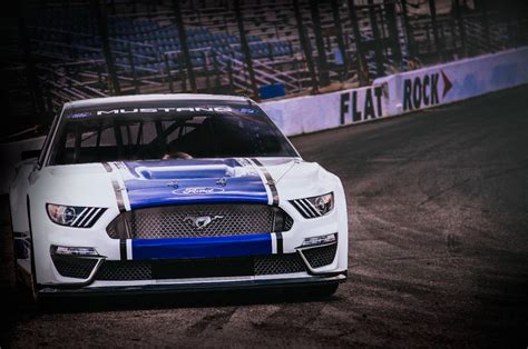 Ford Mustang NASCAR Cup Race Car Revealed Ahead of Daytona 500 Debut ...