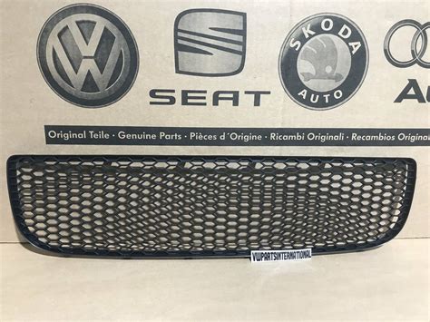 Vw Golf Mk4 R32 Bumper Grill Center Air Vent Mesh Genuine Brand New Oem Vw Part Ebay