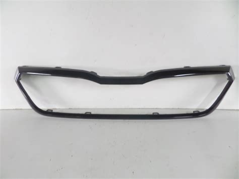 Atrapa grill ramka SKODA SCALA 19 657853761E za 80 zł z Rudzica