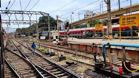 Train Departure Pune Junction Railway Station Train Arrival Pune