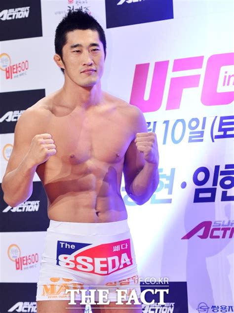 스턴건 김동현 Ufc 187 출전 확정버크만과 대결 스포츠종합 기사 더팩트