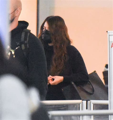 Selena Gomez Arrives At Jfk Airport In New York 09 09 2021 Hawtcelebs