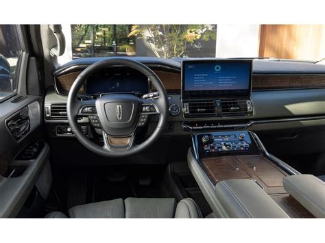 2023 Lincoln Navigator 166 Interior Photos Us News