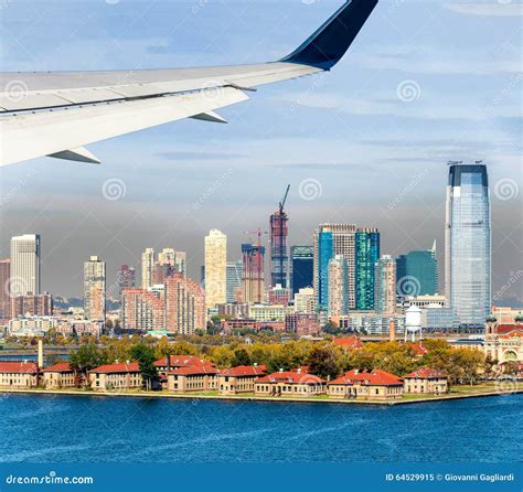 Travelers are preferring the new jersey to dc train over flying