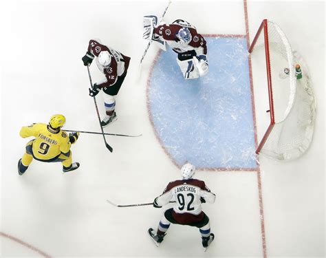 Filip Forsberg Scores Twice In 3rd As Preds Rally Beat Avs 5 2 The