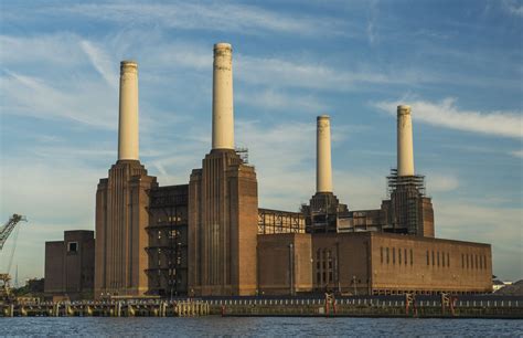 Apple To Open A Giant Campus In Londons Battersea Power Station