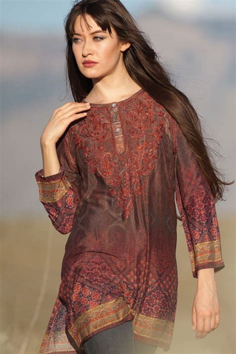 Hand Embroidered Silk And Poly Blend Deena Tunic 712 In 2020