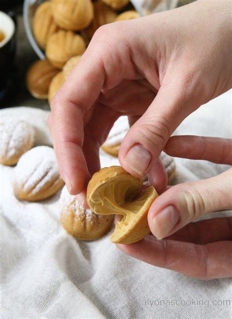 Walnut Cookies Recipe Oreshki With Dulce De Leche Filling Yemek Tarifi