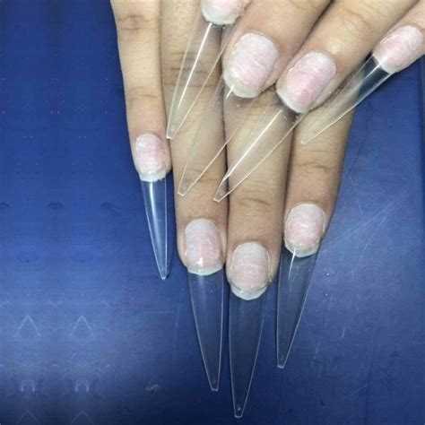 Clear Stiletto Tips Pack Of 600 Pcs