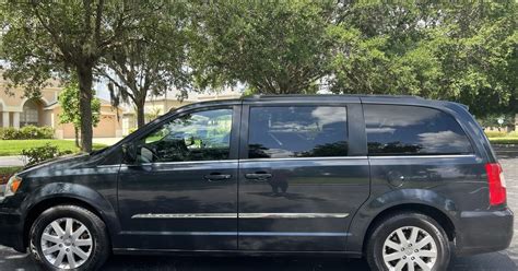 Chrysler Town And Country 2014 Rental In St Cloud Fl By Rafael C Turo