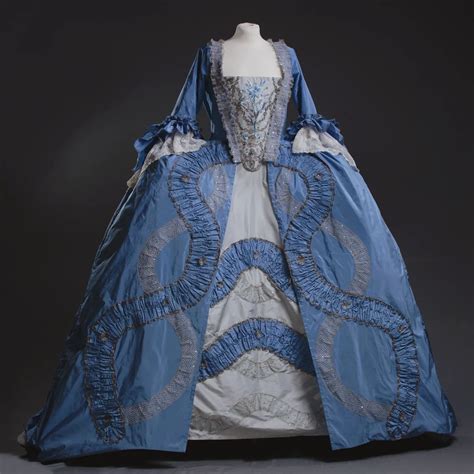 french court dress  century  century french court fashion