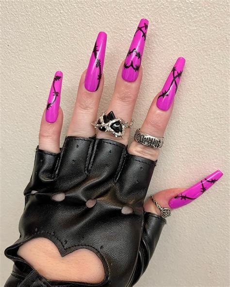 Best Goth Nail Designs To Copy In