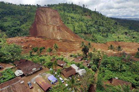 Jenis Jenis Tanah Longsor Menurut Bnpb Guru Geografi