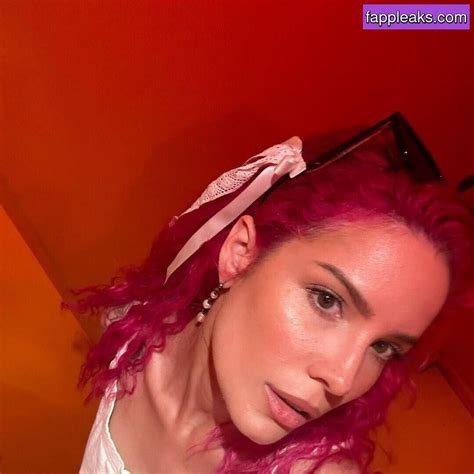 Halsey Nude Onlyfans Photo 10 The Fappening Leaked Photos