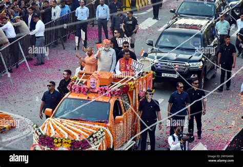 Ghaziabad India April Prime Minister Narendra Modi And Up Chief