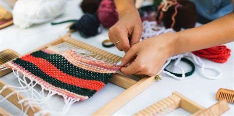 Intro to Lap Loom Weaving - Chapelboro.com