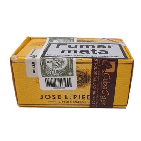 Jose L Piedra Petit Cazadores Cigar Bundle Of