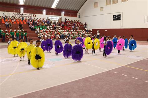 Alumnos De Los Cadis Y Caics Conmemoran Con Exhibici N De Tablas