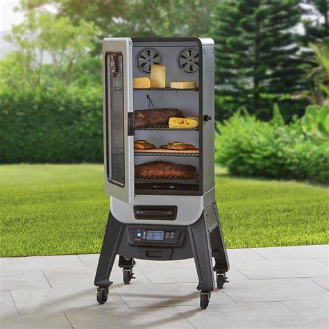 The Digitally Controlled Vertical Smoker - Hammacher Schlemmer