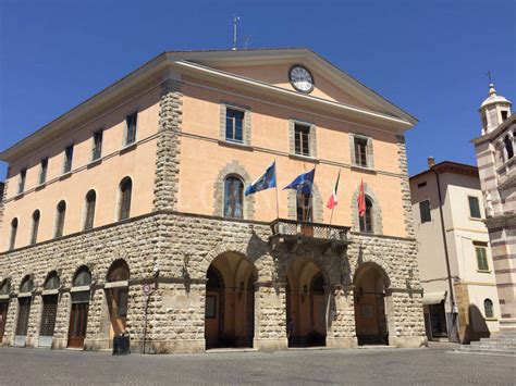 Aborto In Piazza Contro La Proposta Di Legge Un Cuore Che Batte La