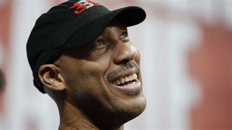 LaVar Ball on why he refuses to thank President Trump - ABC News