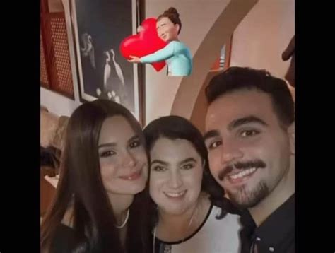 Ignazio Boschetto Alla Sua Festa Di Fidanzamento Spunta La Sorella