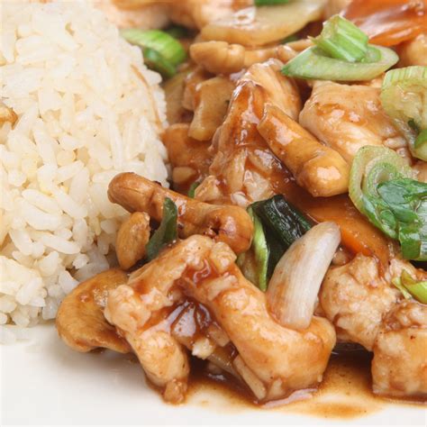 Stir Fried Chicken With Cashew Nuts