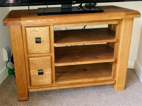 Top Of Oak Tv Cabinets For Flat Screens With Doors